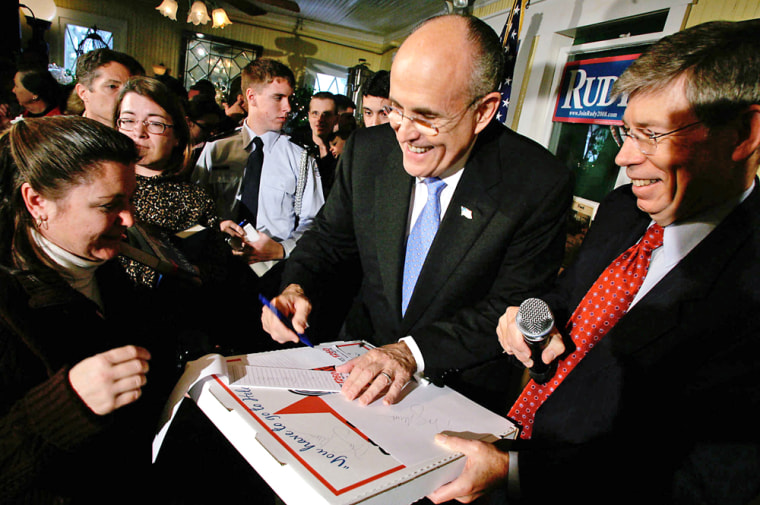 Image: Rudy Giuliani campaigns in Florida