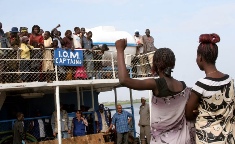 Image: Sudan refugees return