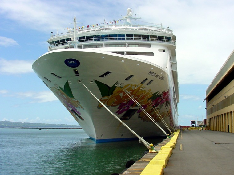 Image: The Cruise ship \"Pride of Aloha.\"