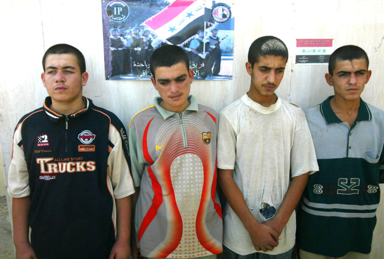 Image: Iraqi teens