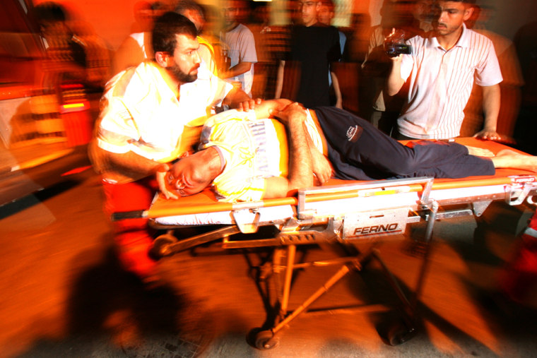 Image: Injured civilian