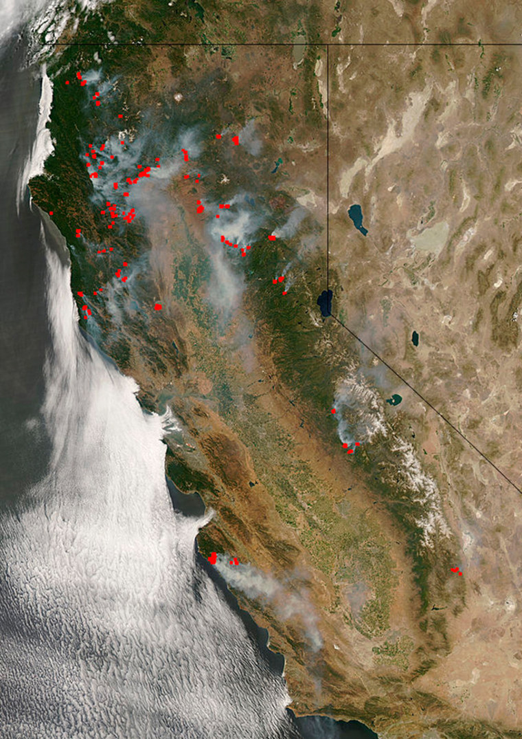 Image: Satellite image of California wildfires