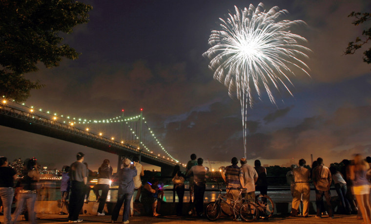 Image: Fireworks in New York