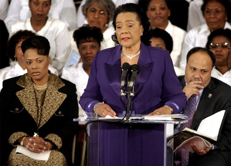 CORETTA SCOTT KING FLANKED BY TWO CHILDREN ACKNOWLEDGES CROWD DURING COMMEMORATIVE SERVICE IN ATLANTA