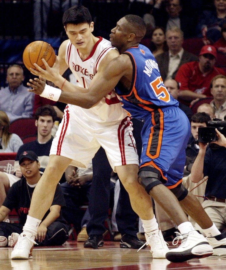 Universal herramienta Profeta Basketball Diplomacy: From Mao to Yao