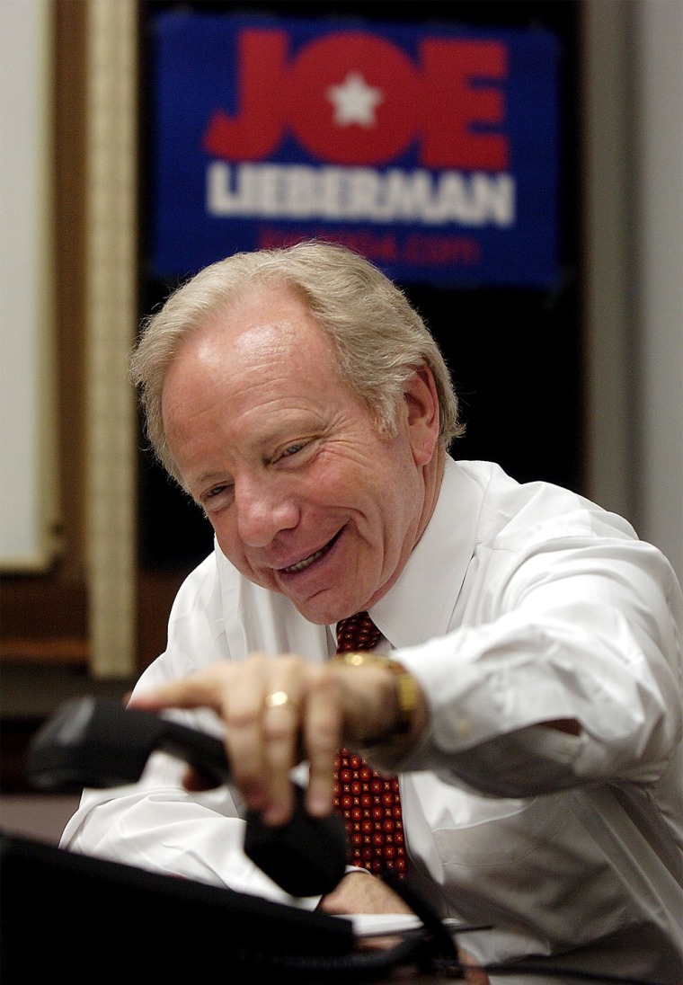 CONNECTICUT SENATOR LIEBERMAN HANGS UP PHONE AFTER COMPLETING A RADIO INTERVIEW