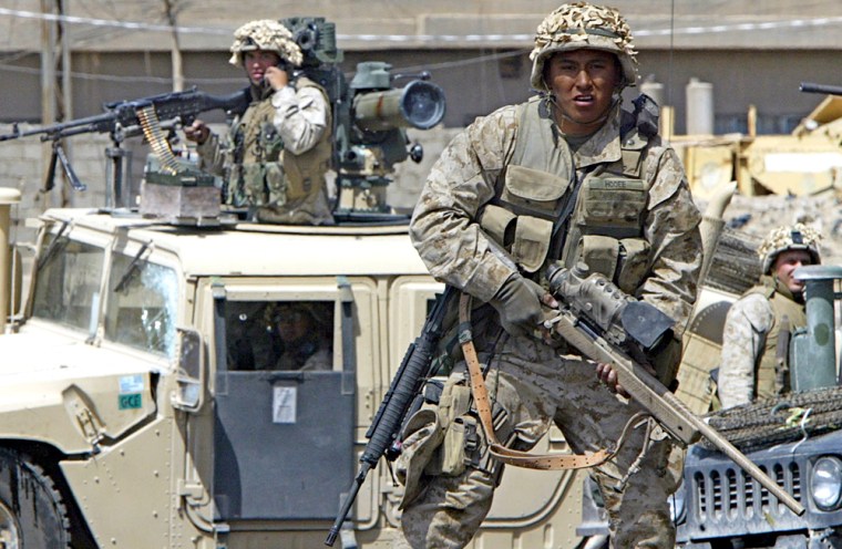 US Marines from the1st Marine Expeditionary Force move into Fallujah 07 April 2004.
