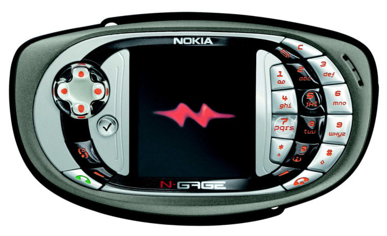 The new QD version of Nokia's N-Gage focuses on gaming and phone calls, losing the MP3 player and USB port.