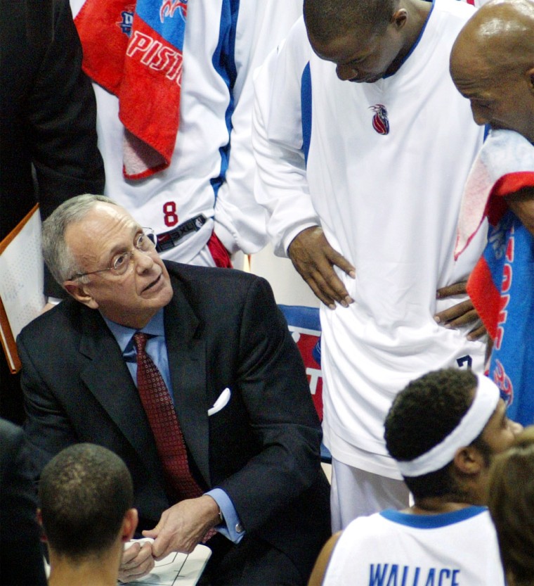 5on2 game workingwell for Pistons