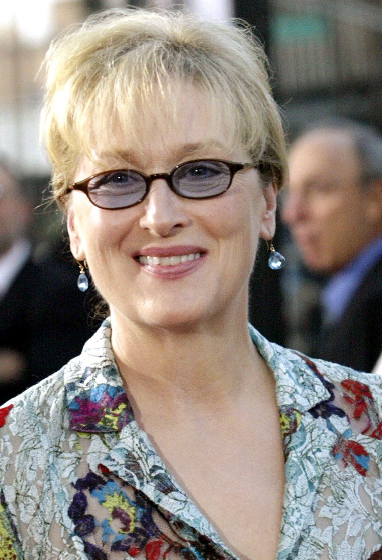 Meryl Streep arrives for Los Angeles premiere of \"The Manchurian Candidate\"
