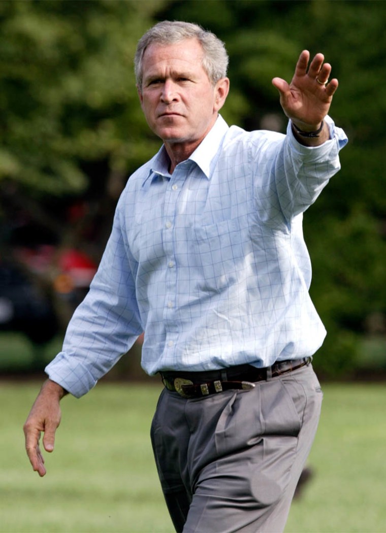 US President George W. Bush returns to The White House