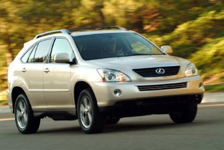 The Lexus RX 400h was unveiled at the start of 2004 and should be in showrooms by early 2005.