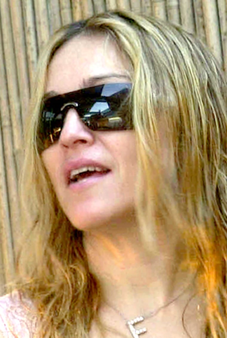 Madonna Joins Kaballah Devotees In Israel