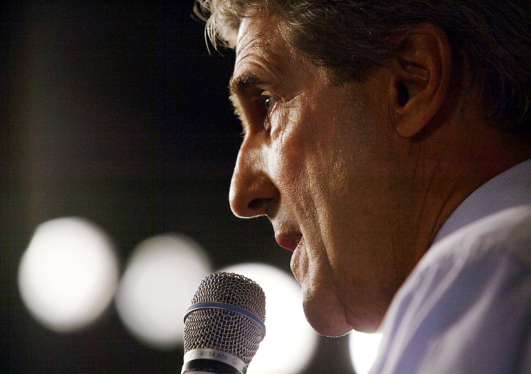 John Kerry Campaigns In Florida And Ohio