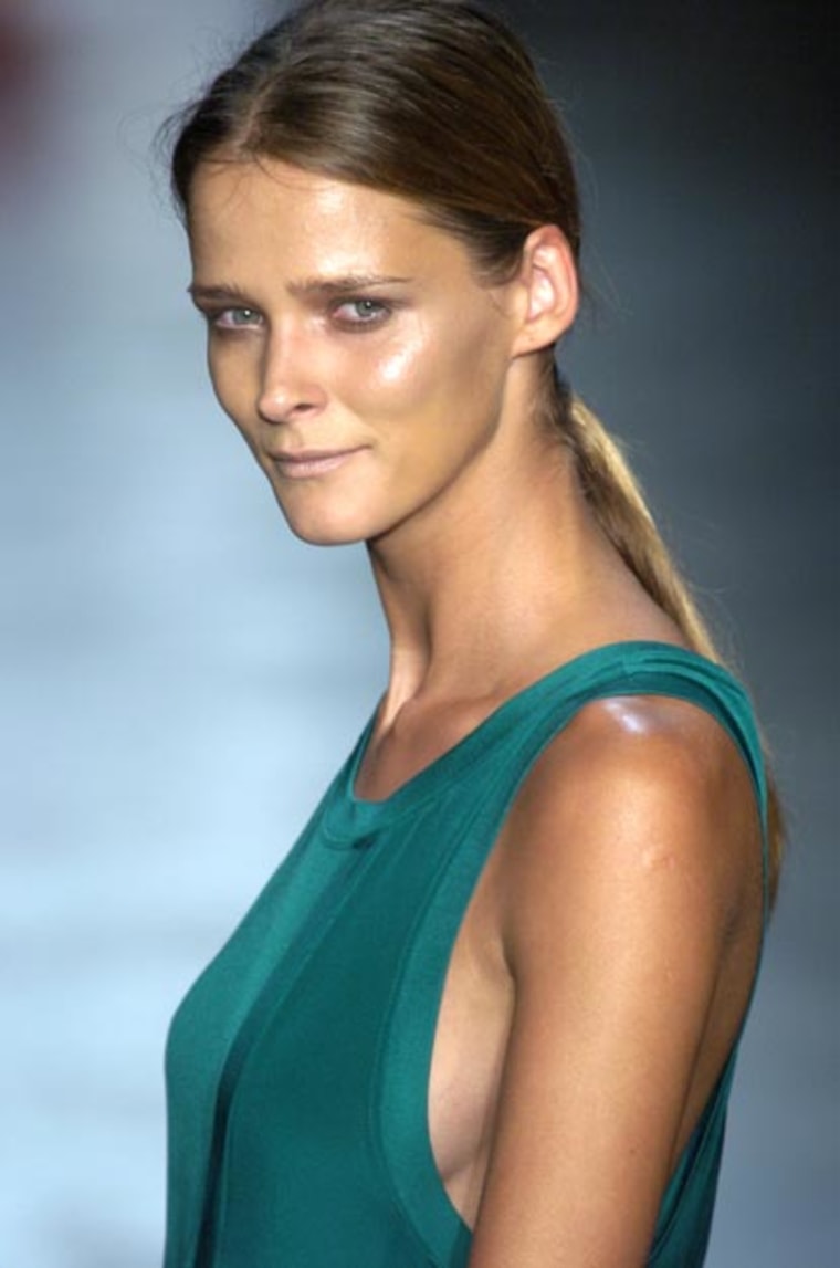 Ready to wear spring summer 2005 CALVIN KLEIN New York fashion week september 2004