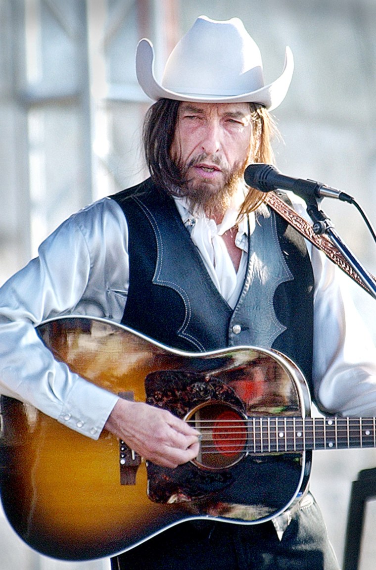 ** FILE ** Bob Dylan performs at the Newport Folk Festival in this file photo from Aug. 3, 2002, in Newport, R.I.  (AP Photo/Michael Dwyer, File)