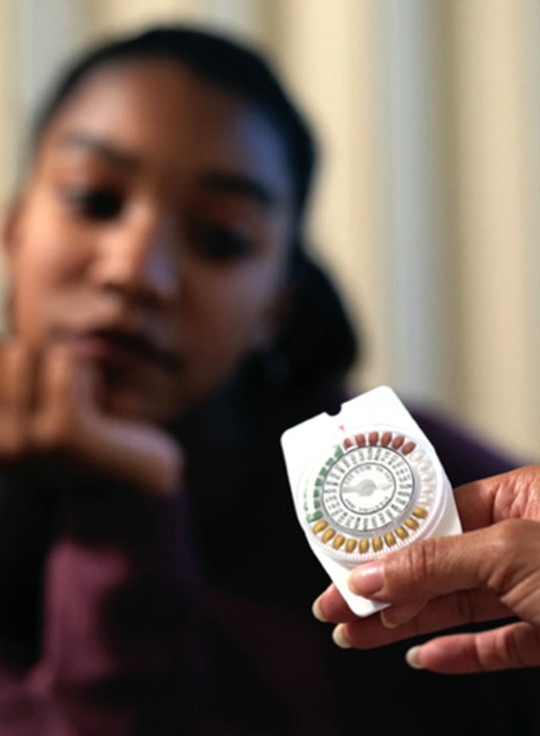 The new findings on the birth control pill are from nearly 162,000 participants in the Women’s Health Initiative, the largest women’s health study ever done and one of the biggest on oral contraceptives.