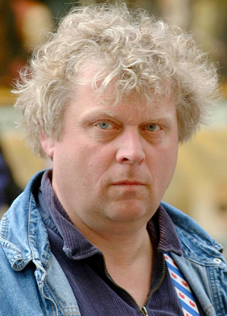 Amsterdam : Theo van Gogh was shot.