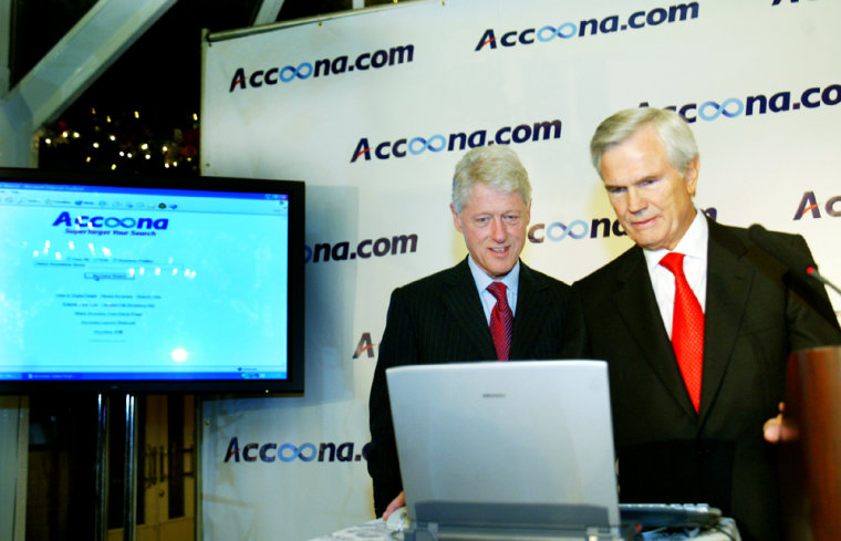 Eckhard Pfeiffer and Bill Clinton launch Accoona.com search engine