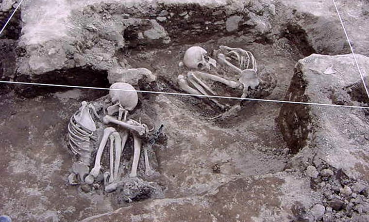 These two skeletons were found during archaeological excavations at a centuries-old Aztec-era settlement in Ecatepec, Mexico.