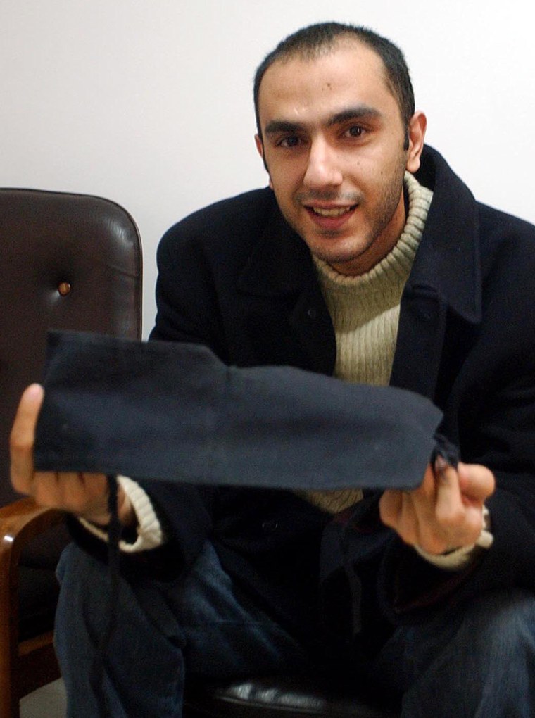 Iranian Cleric Blogs For Free Expression