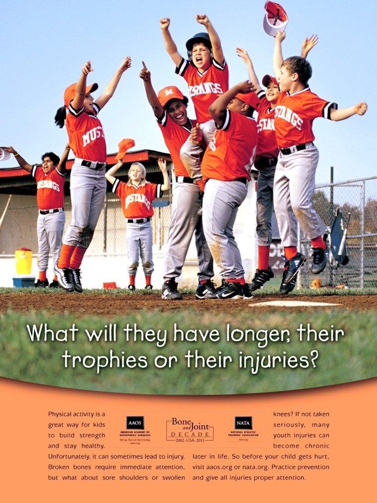 How to Foster Teamwork and Sportsmanship in Youth Baseball? Expert Tips!