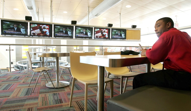 McDonald's Experiments With High-Tech Media Centers To Draw Customers