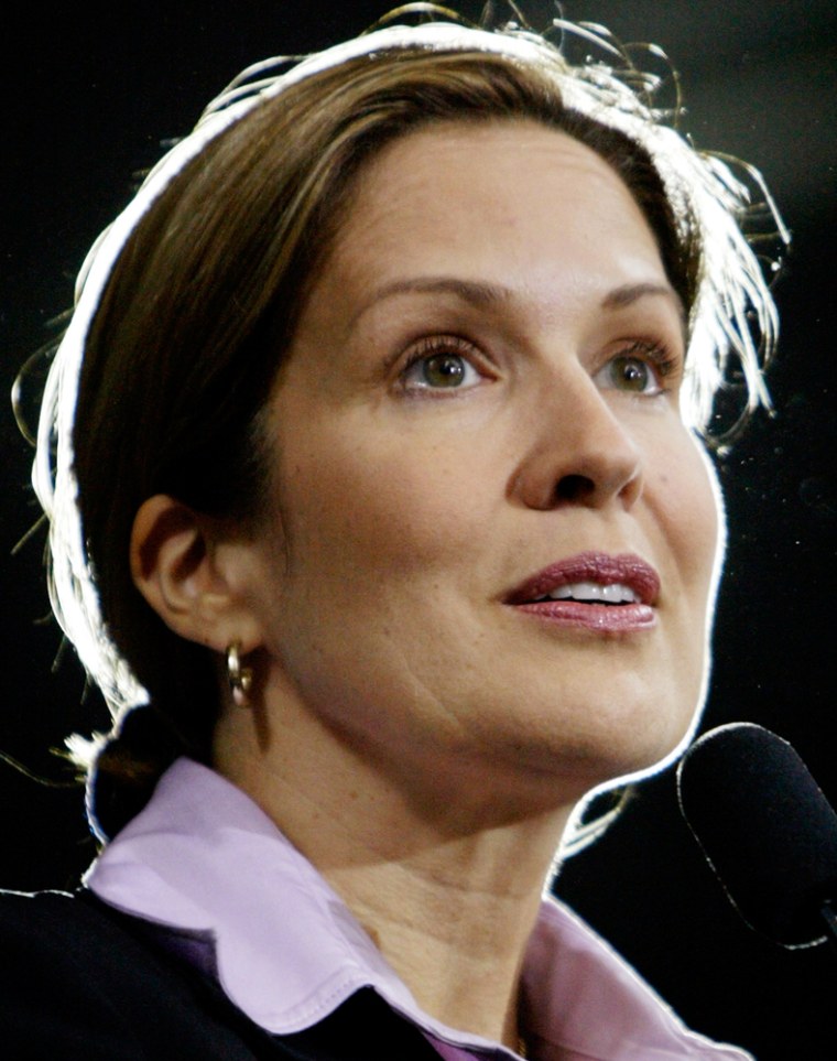 File picture shows Dana Reeve introducing Democratic presidential nominee Kerry in Ohio