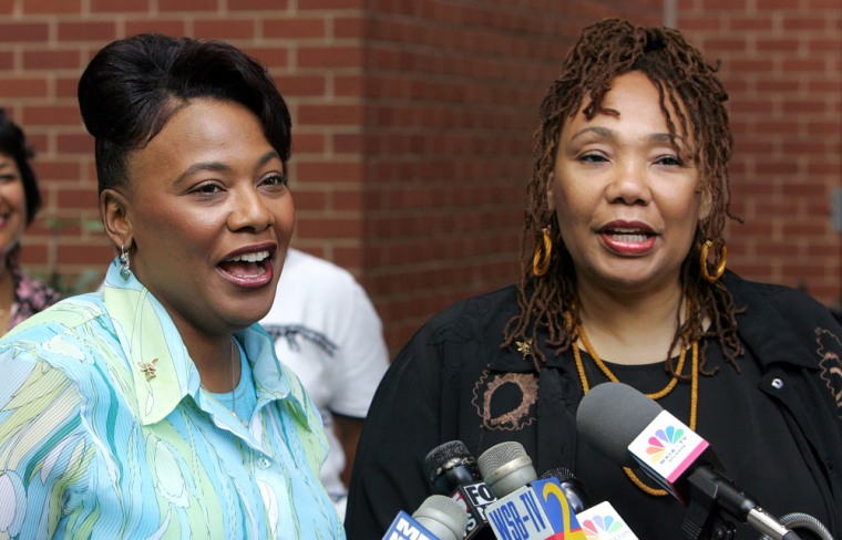 Bernice King, left, and Yolanda King announce the morning release of their mother, Coretta Scott King, from Piedmont Hospital during a news conference at the hospital in Atlanta on Thursday, Sept. 22, 2005. Coretta Scott King went home from the hospital Thursday more than a month after suffering a stroke and a mild heart attack. (AP Photo/John Amis)