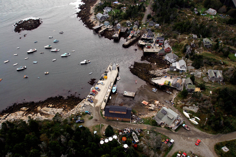 ** APN ADVANCE FOR Sunday, NOV. 6 **The fishing community of  Matinicus Island, 17 miles off the Maine coast,  is seen from the air Wednesday, Oct. 12, 2005. Penobscot Island Air provides a year-round lifeline beween residents of some of Maine's most remote islands and the mainland. (AP Photo/Pat Wellenbach)