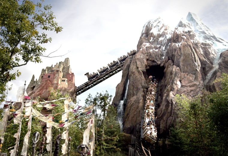 EXPEDITION EVEREST
