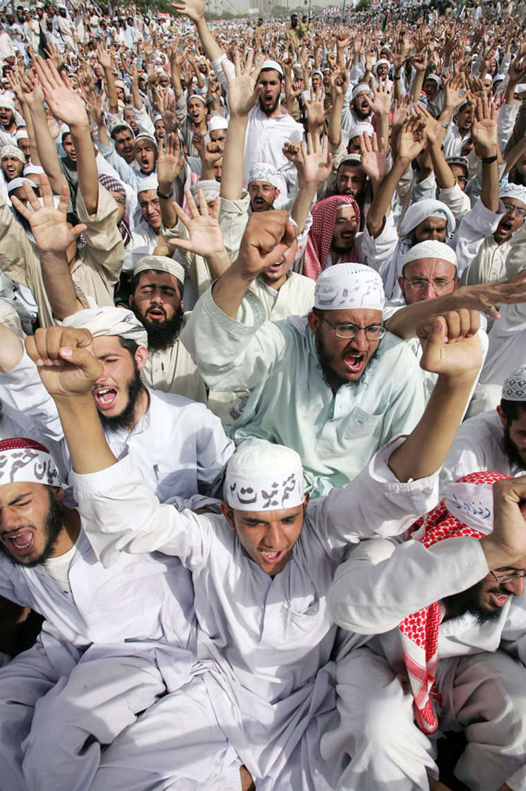 Supporters of Pakistan's opposition Islamic alliance chant slogans during a rally in Karachi