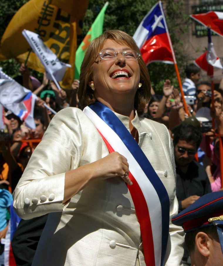 Socialist Bachelet sworn in as Chilean president