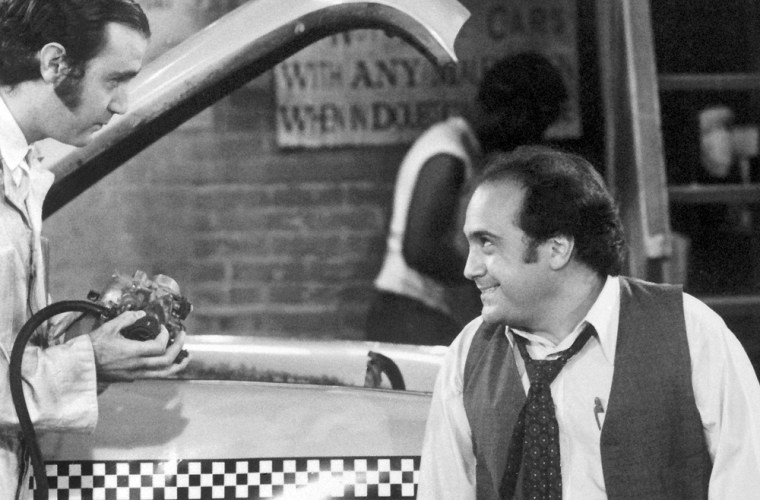 Andy Kaufman and Danny DeVito in Scene from <Taxi>