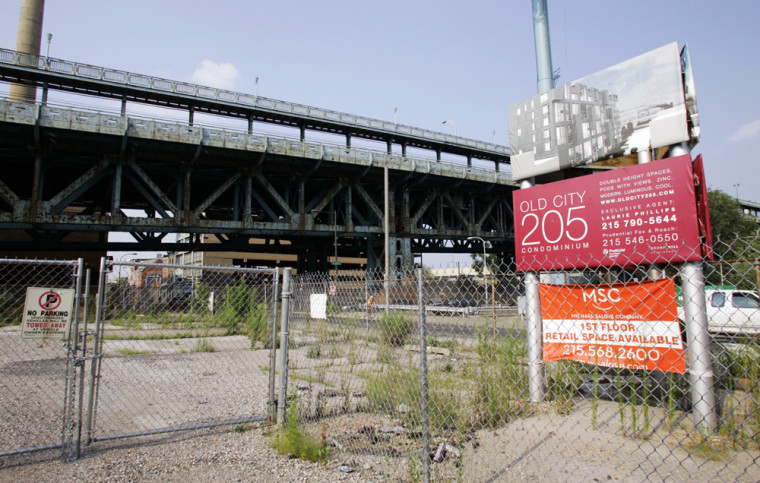 The vacant lot that was to be the Old City 205 complex in Philadelphia will stay that way.