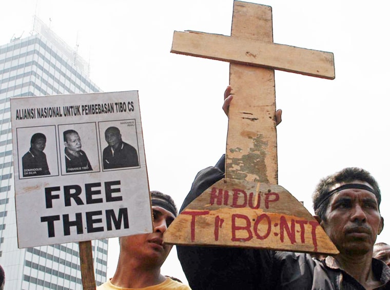 Indonesian Christians attend a rally against the impending execution of three Christian militants in Jakarta
