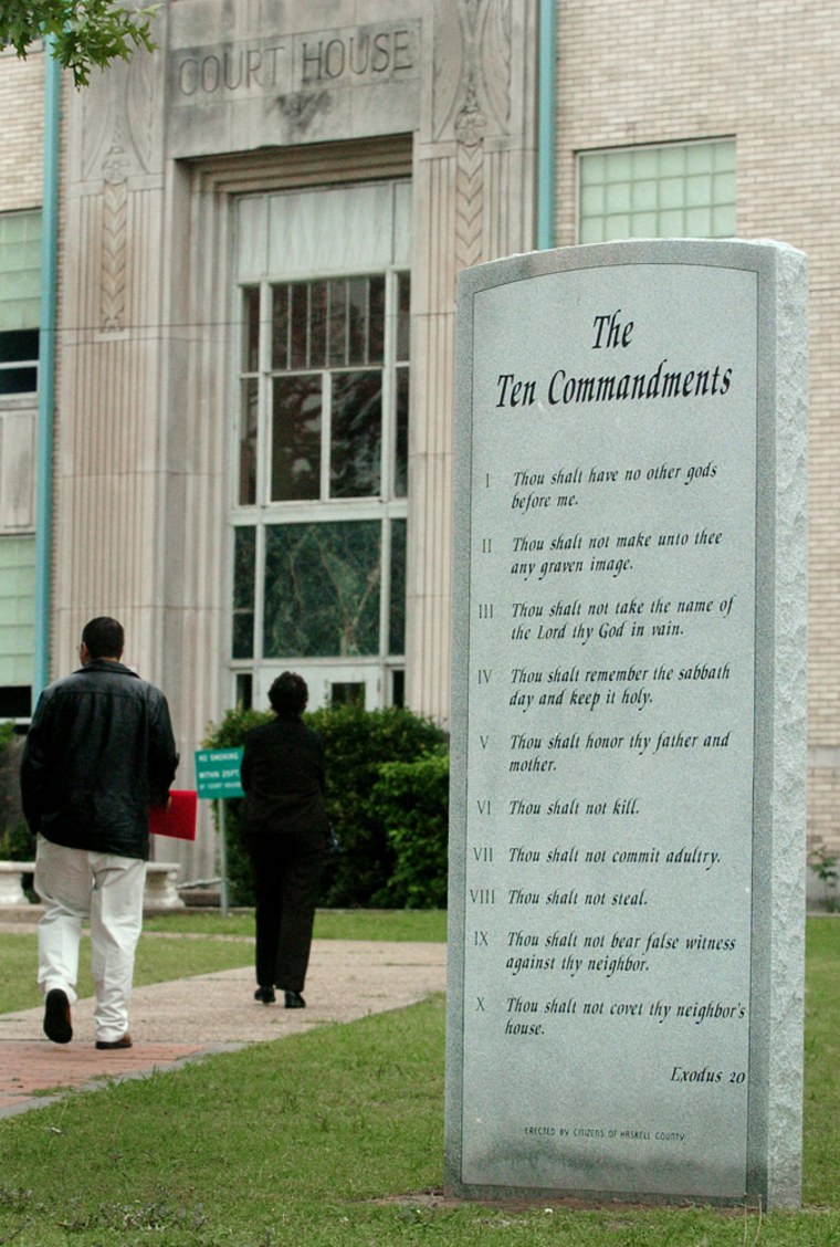 Judge backs Ten Commandments monument