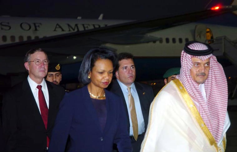 Saudi Foreign Minister Saud al-Faisal (R