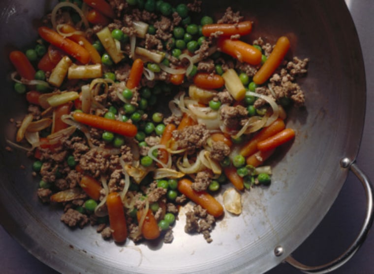 Stir-frying relies on high temperatures, but vegetables are chopped into relatively small pieces. This means quicker cooking and a minimal loss of heat-sensitive nutrients. 