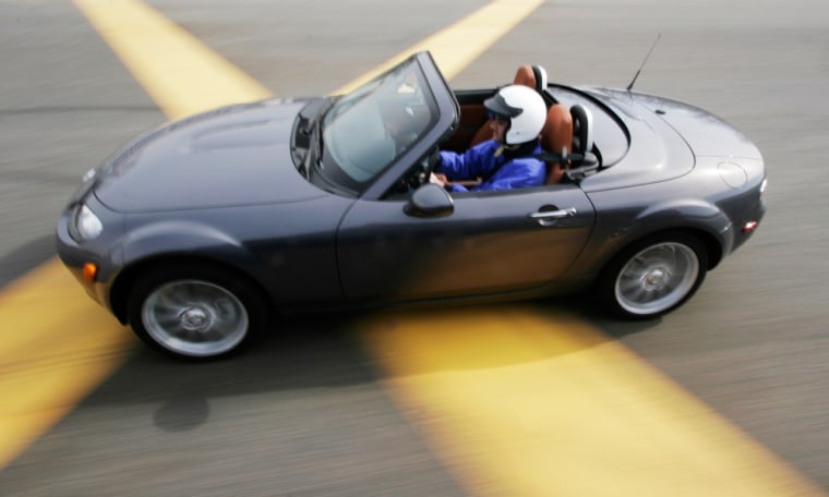 Folding hard tops can be slow to operate, but the folding roof on Mazda’s MX-5 hard top takes just 12 seconds to go up or down.