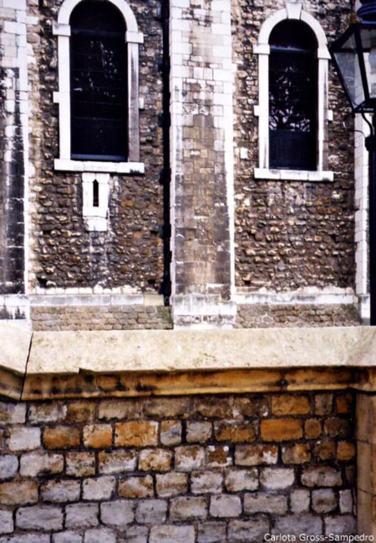 Gypsum crusts on the Tower of London are stained black from centuries of coal burning. Discoloration from vehicle emissions, however, is turning the White Tower yellow — as seen in the lower rows of stones.