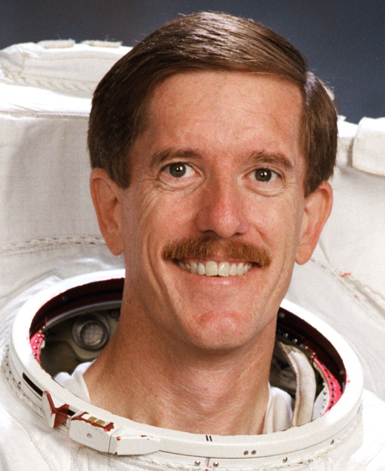 Mission Specialist James F. Reilly II 
An experienced spacewalker and veteran of two shuttle flights, Reilly joins the crew of STS-117 as a mission specialist.