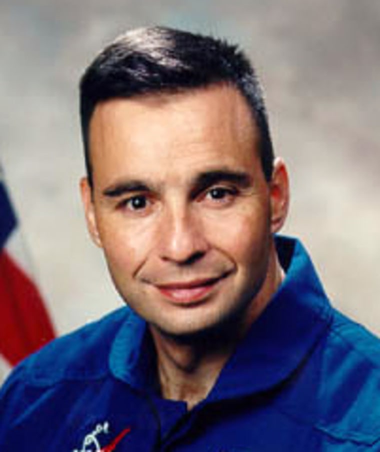 Pilot Lee Joseph Archambault 
An Air Force colonel with over 4,250 flight hours in more than 30 different aircraft, Archambault will serve as the pilot for STS-117.