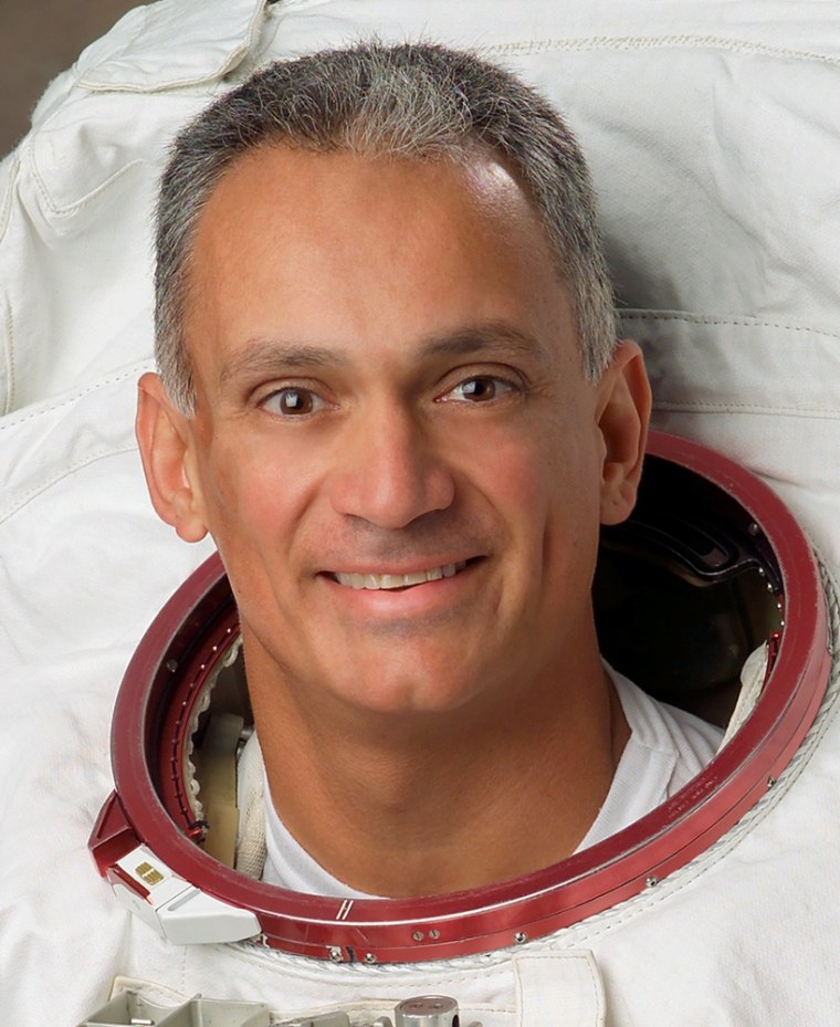 Mission Specialist John D. Olivas 
A former program manager at NASA's Jet Propulsion Laboratory, Danny Olivas joins the STS-117 crew as a mission specialist on his first spaceflight.