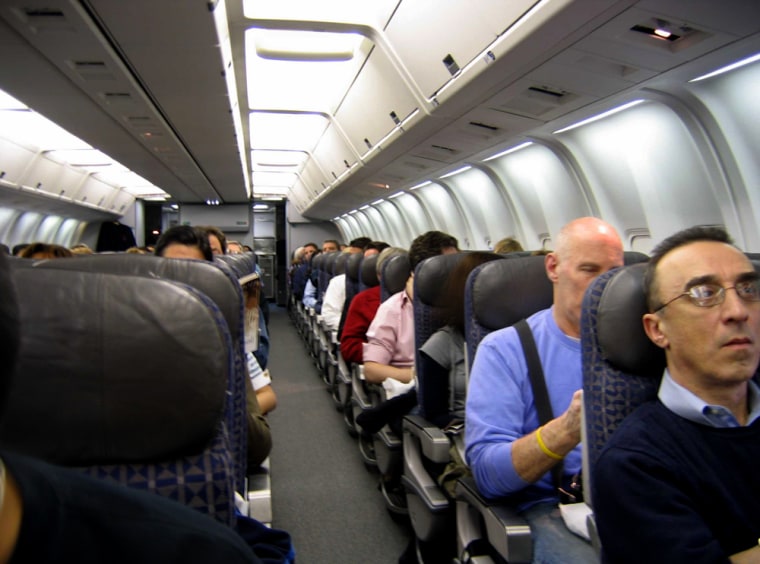 NY: DELTA AIRLINES BOEING 767-300 ER INTL.