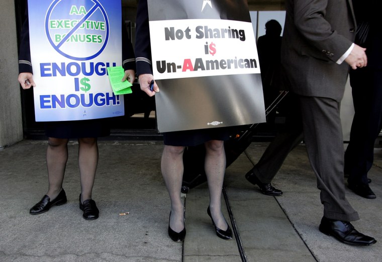 Flight Attendants Protest Payments To American Airlines Executives
