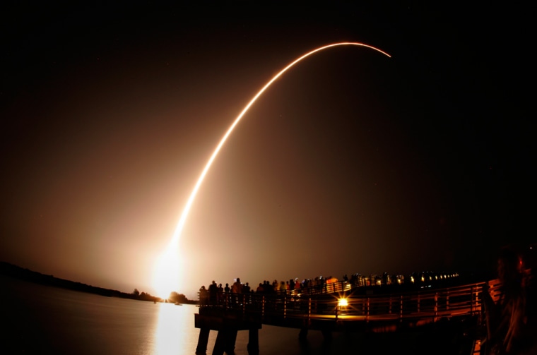 The Phoenix spacecraft lifts off successfully from Kennedy Space Center as viewed from Jetty Park in Cape Canaveral