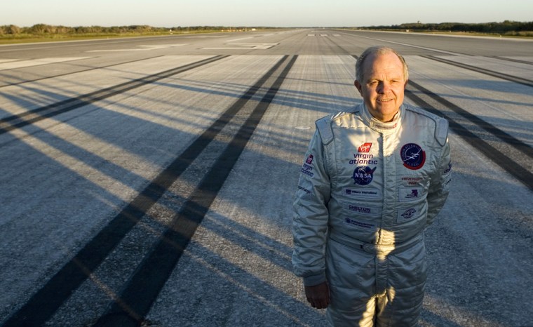 Steve Fossett Aims For Longest Flight Record