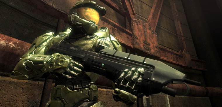 This image, provided by Microsoft Corp., shows Master Chief, the main character in the upcoming video game \"Halo 3.\" (AP Photo/Microsoft Corp.)