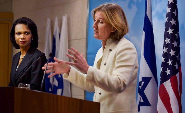 Israeli Foreign Minister Tzipi Livni, right, said the goal of current talks with Palestinians is to reach an understanding “as wide as possible” ahead of an upcoming peace conference. 